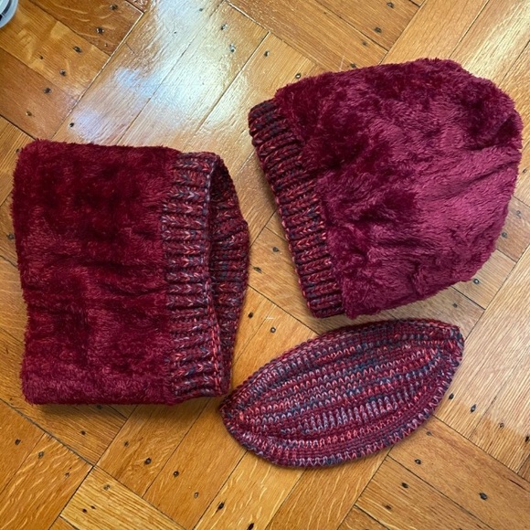 Red Hat with Face Mask and Scarf Fleece Lined New - Picture 4 of 4